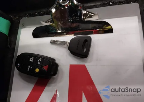 2011 Volvo Xc90 3.2 z USA, uszkodzony, nr VIN YV4952CZ7B1590674